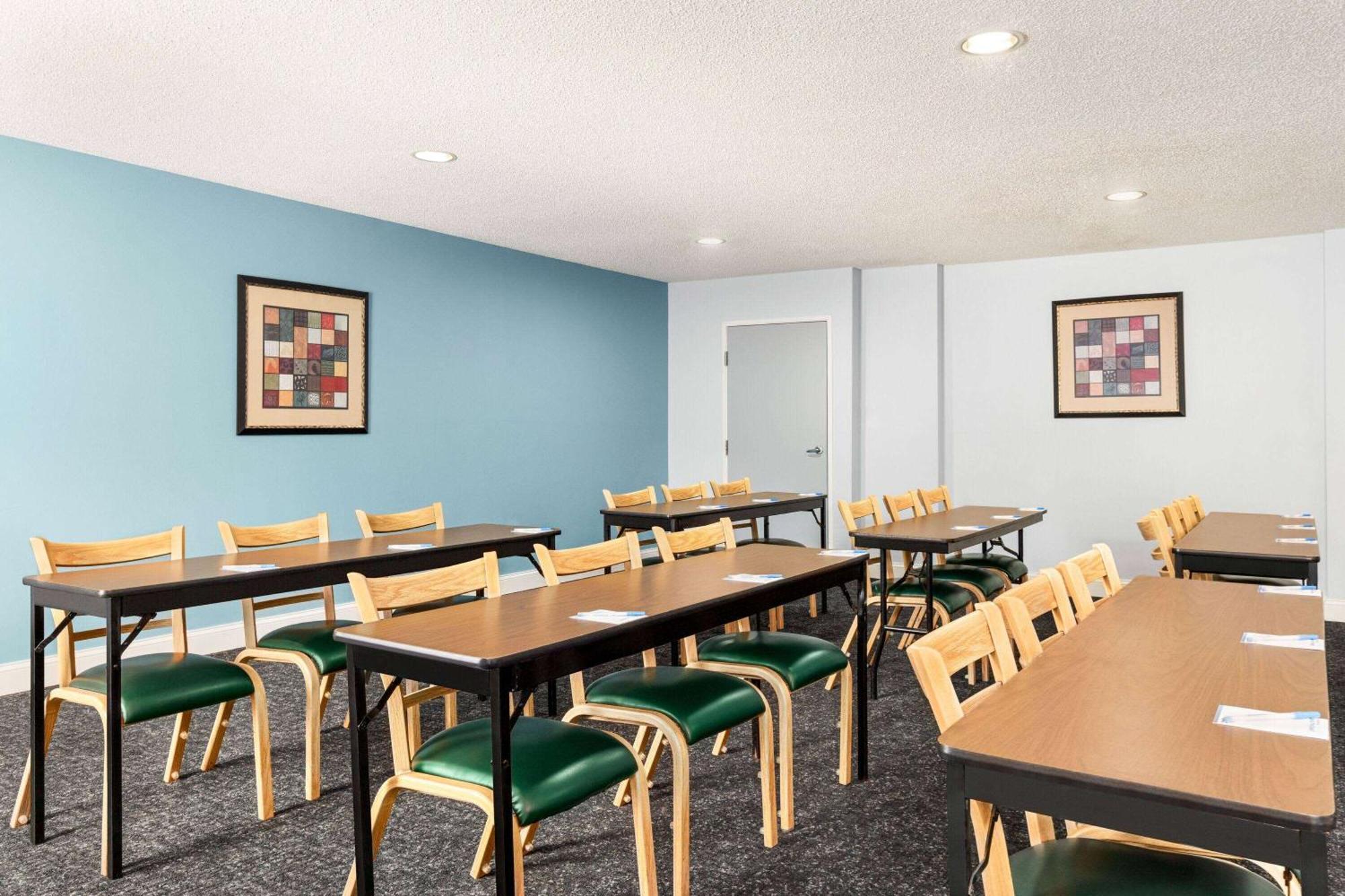 Days Inn By Wyndham Shallotte Buitenkant foto
